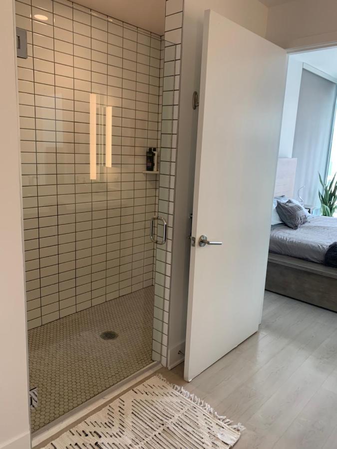 Top Floor 3 Bed 3 Bath Penthouse Living In Luxury Los Angeles Bagian luar foto