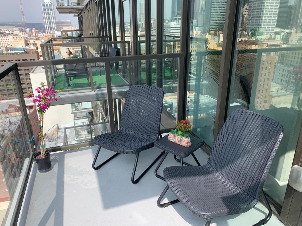 Top Floor 3 Bed 3 Bath Penthouse Living In Luxury Los Angeles Bagian luar foto