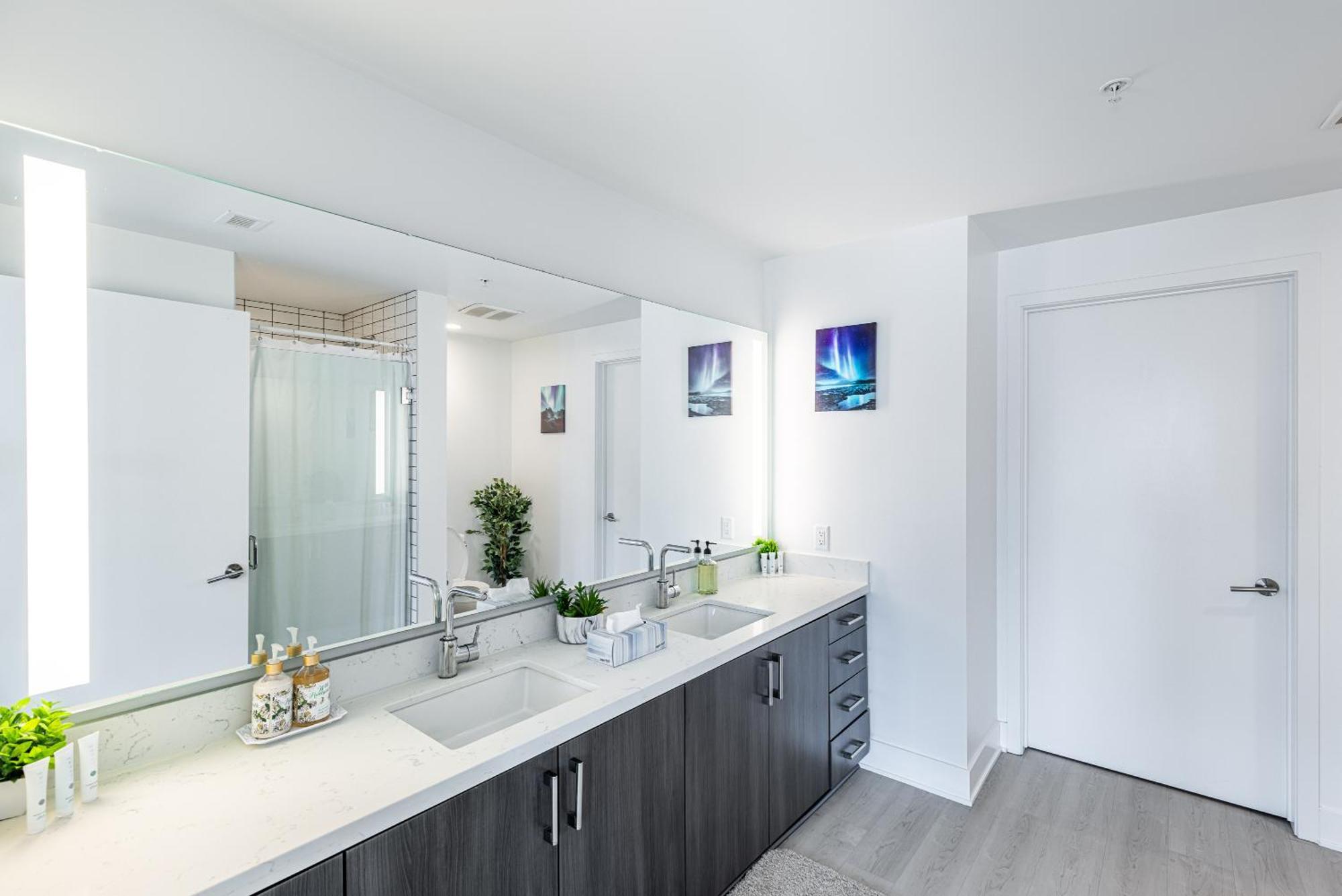 Top Floor 3 Bed 3 Bath Penthouse Living In Luxury Los Angeles Bagian luar foto