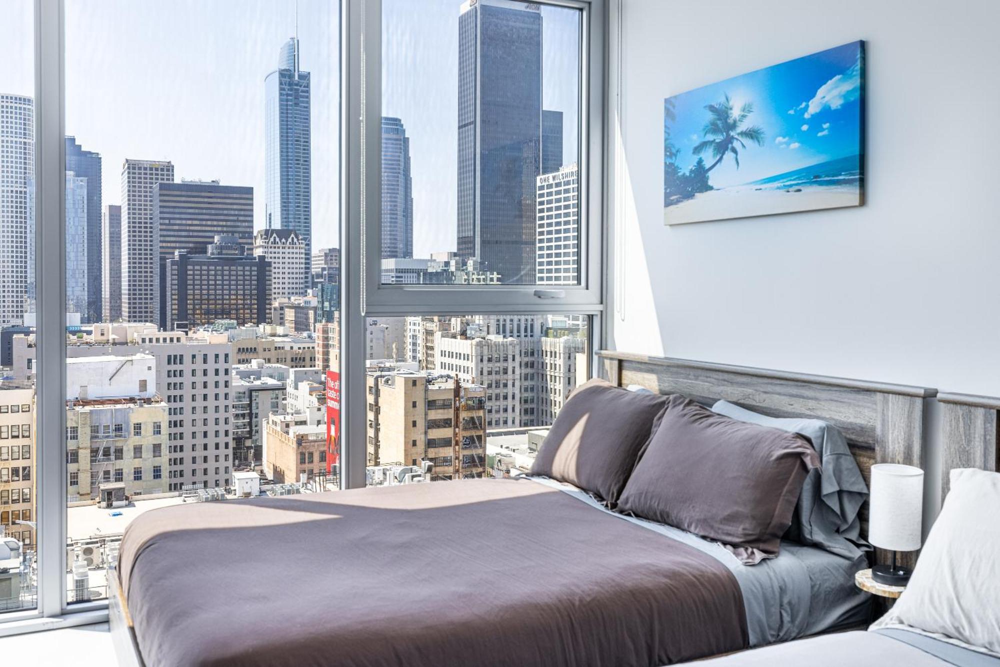 Top Floor 3 Bed 3 Bath Penthouse Living In Luxury Los Angeles Bagian luar foto